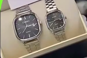 Casio Silver Chain With Black Dial (Couple Watch)