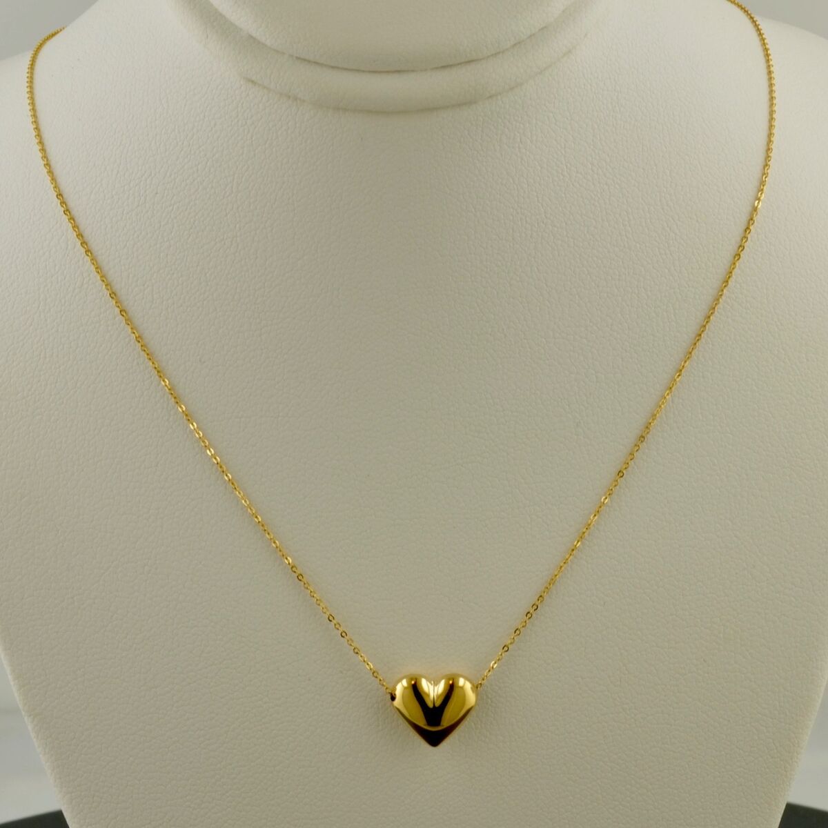 Magnetic Heart Golden Pendent  - قلادة قلب ذهبي مغناطيسية