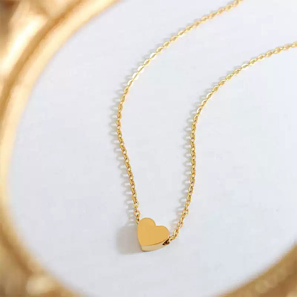 Magnetic Heart Golden Pendent  - قلادة قلب ذهبي مغناطيسية